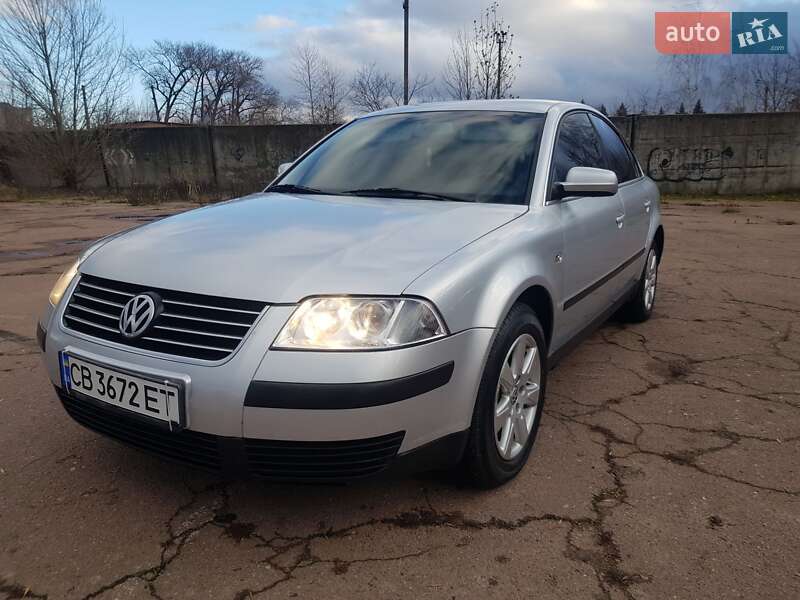 Седан Volkswagen Passat 2001 в Мене