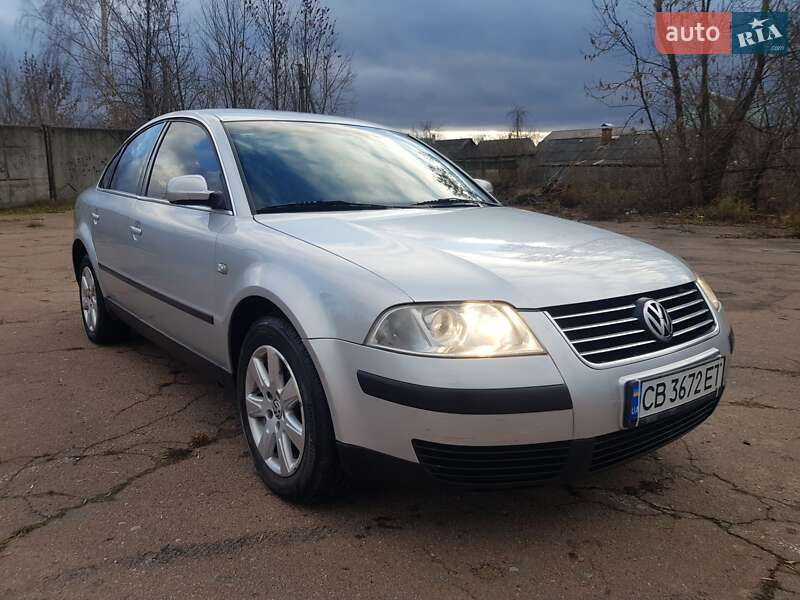 Седан Volkswagen Passat 2001 в Мене