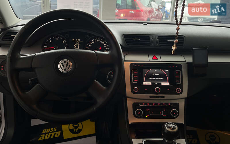 Универсал Volkswagen Passat 2010 в Шептицькому
