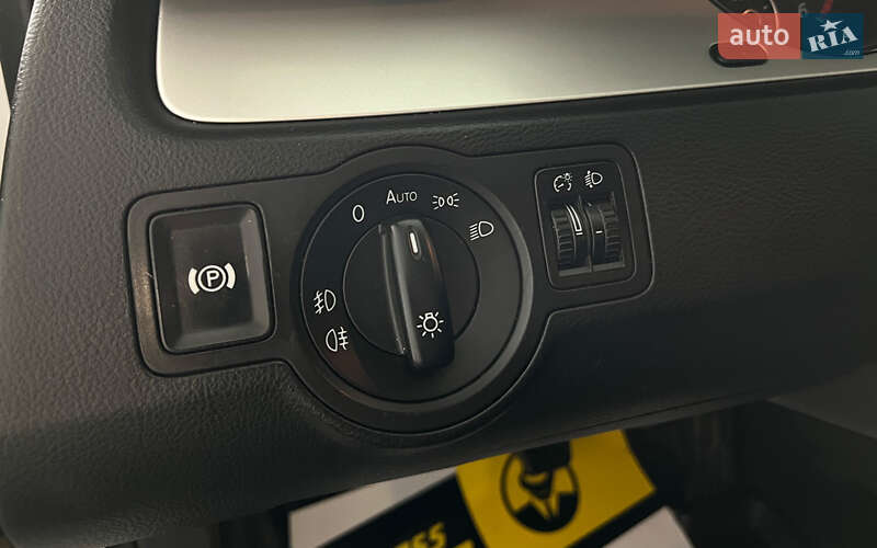 Универсал Volkswagen Passat 2010 в Шептицькому