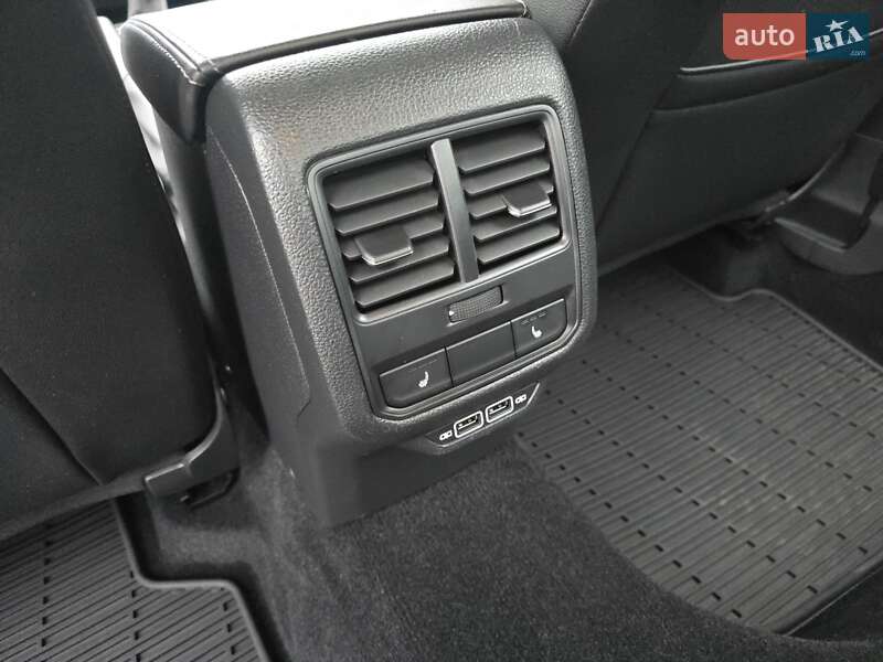 Седан Volkswagen Passat 2020 в Києві