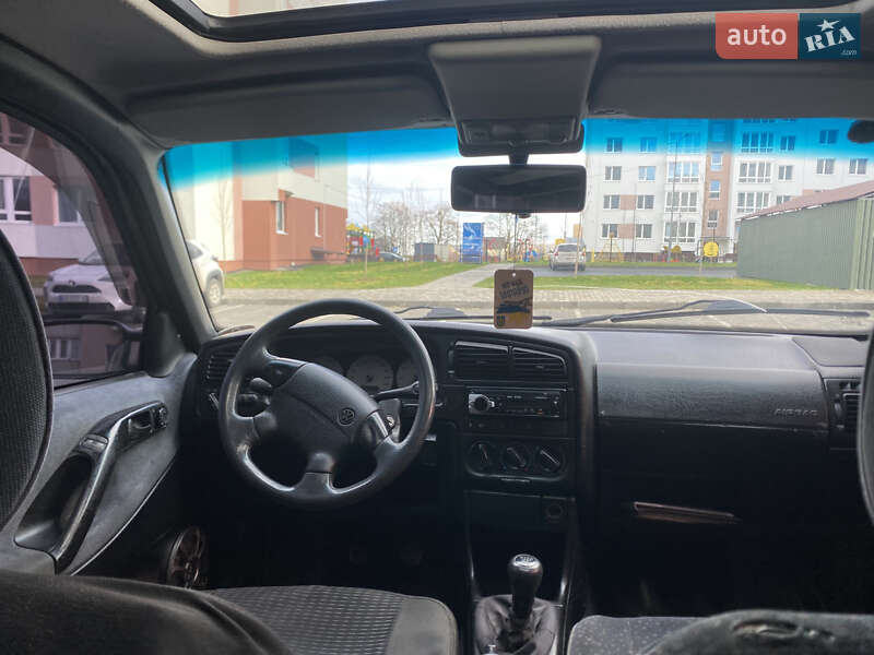 Универсал Volkswagen Passat 1994 в Виннице