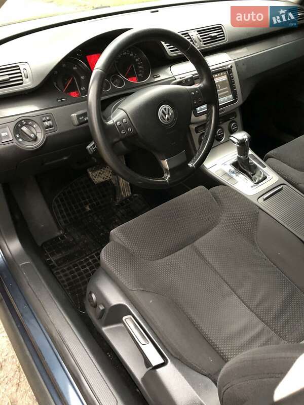 Седан Volkswagen Passat 2006 в Теофіполі