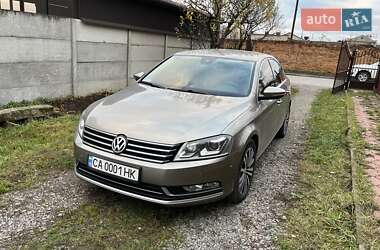 Седан Volkswagen Passat 2013 в Виннице