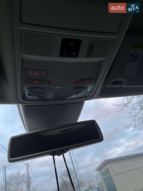 Седан Volkswagen Passat 2013 в Вінниці