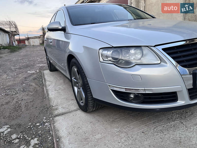 Седан Volkswagen Passat 2010 в Южноукраинске