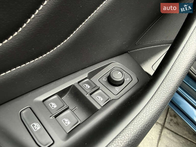 Универсал Volkswagen Passat 2021 в Луцке фото 18 Универсал Volkswagen Passat 2021 в Луцке