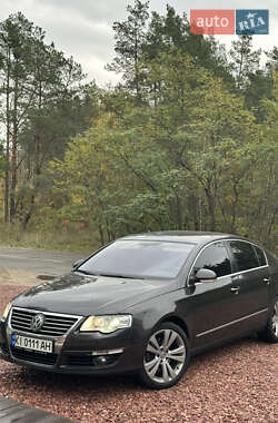 Седан Volkswagen Passat 2006 в Киеве