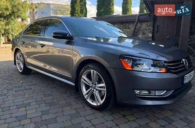 Седан Volkswagen Passat 2012 в Хмельницком