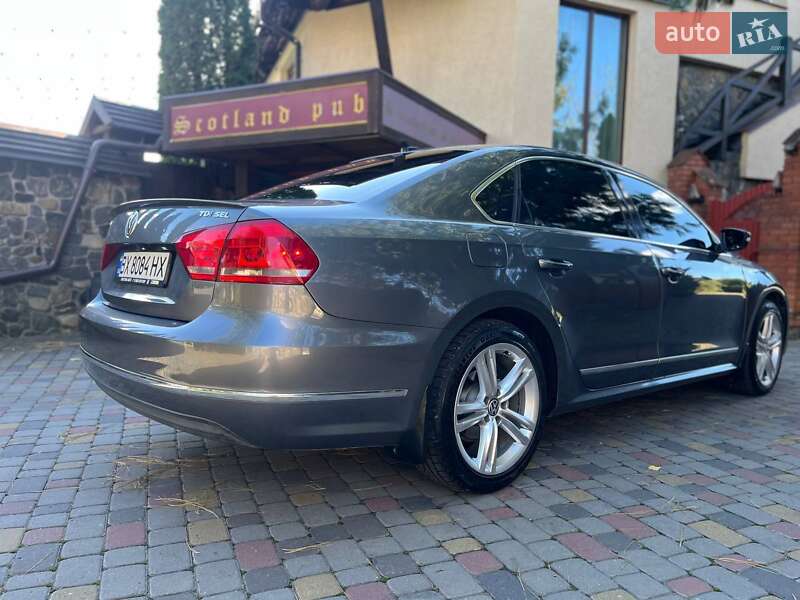 Седан Volkswagen Passat 2012 в Хмельницком