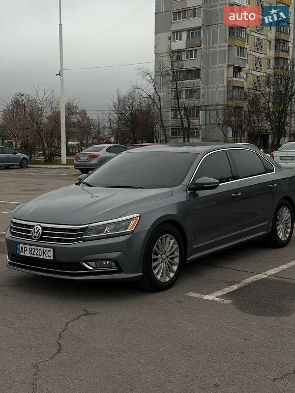 Седан Volkswagen Passat 2016 в Запорожье