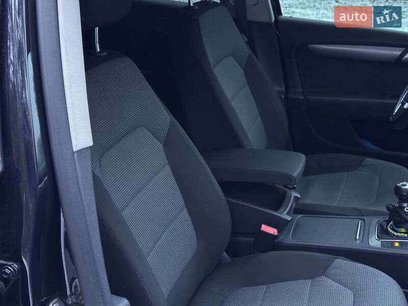 Универсал Volkswagen Passat 2011 в Южноукраинске