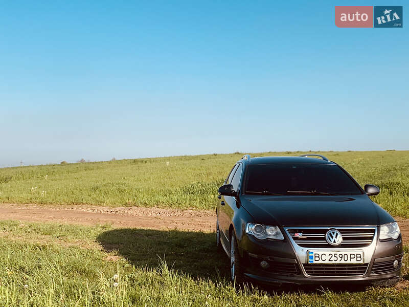 Универсал Volkswagen Passat 2010 в Самборе