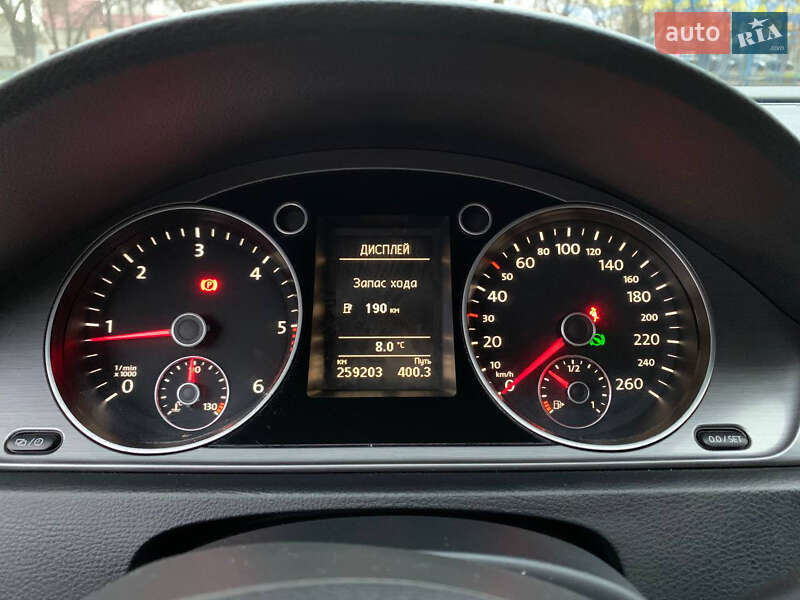 Универсал Volkswagen Passat 2014 в Николаеве