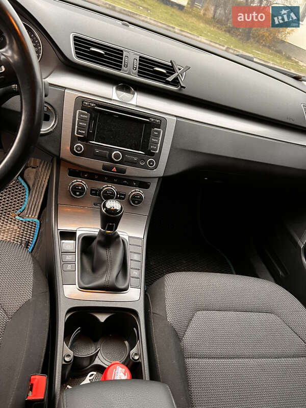 Универсал Volkswagen Passat 2013 в Харькове фото 13 Универсал Volkswagen Passat 2013 в Харькове