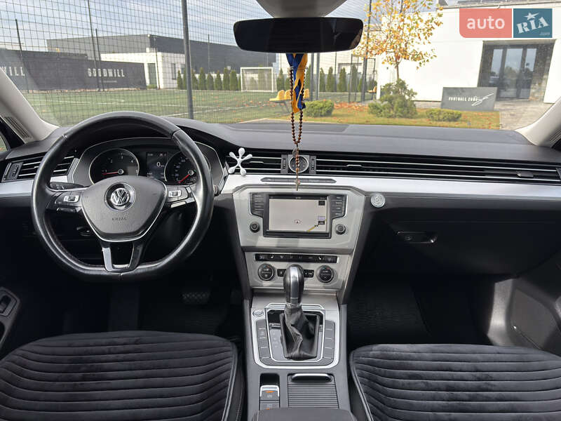 Универсал Volkswagen Passat 2017 в Мукачево