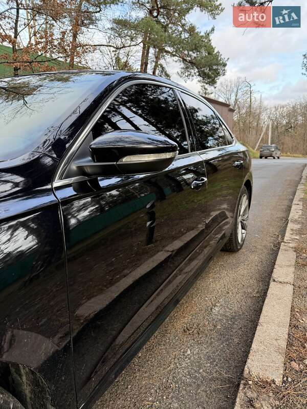 Седан Volkswagen Passat 2020 в Киеве