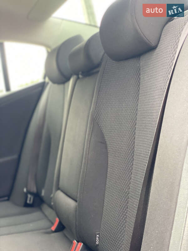 Седан Volkswagen Passat 2009 в Староконстантинове