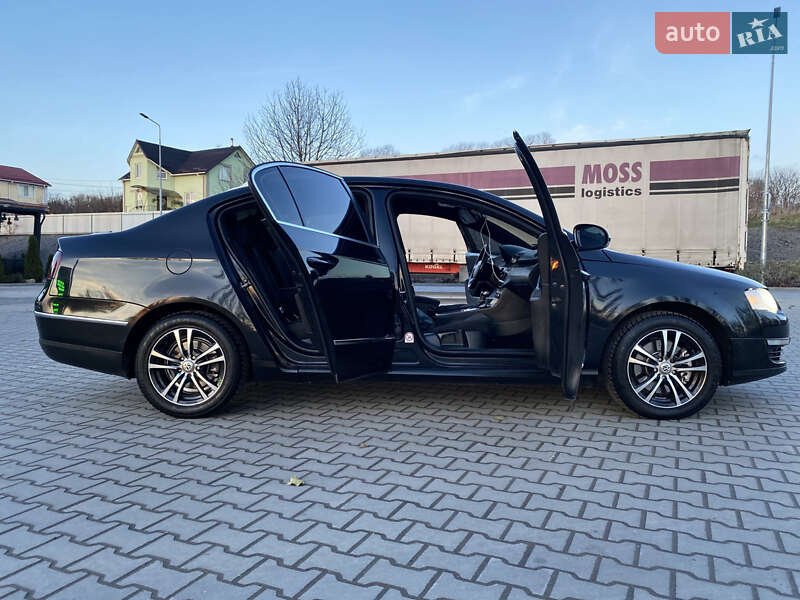 Седан Volkswagen Passat 2005 в Дунаевцах