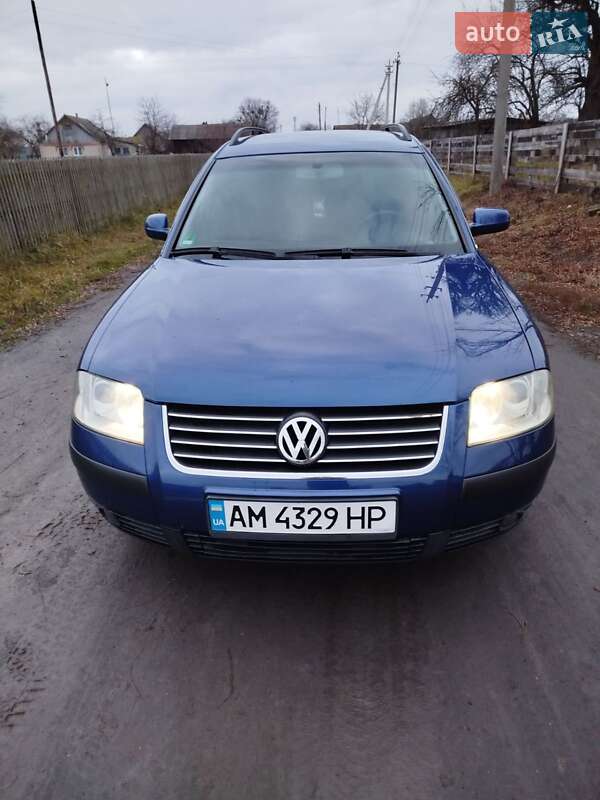 Универсал Volkswagen Passat 2003 в Житомире