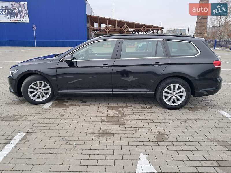 Универсал Volkswagen Passat 2018 в Нововолынске