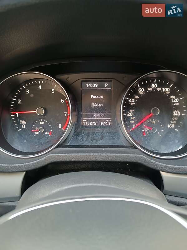 Седан Volkswagen Passat 2016 в Киеве