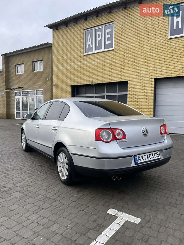 Седан Volkswagen Passat 2007 в Харкові