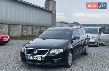 Універсал Volkswagen Passat 2008 в Чернівцях