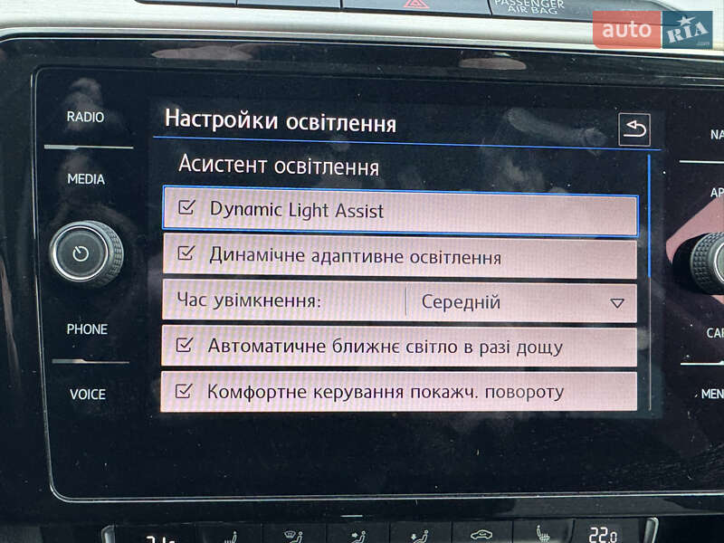 Универсал Volkswagen Passat 2018 в Софиевской Борщаговке фото 39 Универсал Volkswagen Passat 2018 в Софиевской Борщаговке