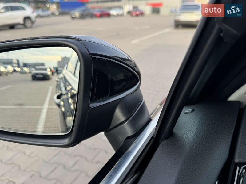 Универсал Volkswagen Passat 2018 в Софиевской Борщаговке фото 55 Универсал Volkswagen Passat 2018 в Софиевской Борщаговке