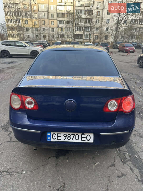 Седан Volkswagen Passat 2005 в Киеве