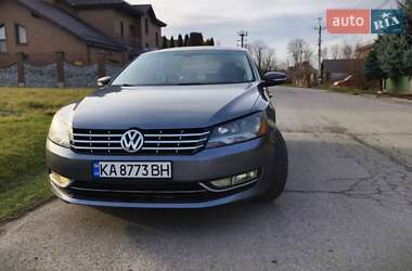 Седан Volkswagen Passat 2013 в Гатне