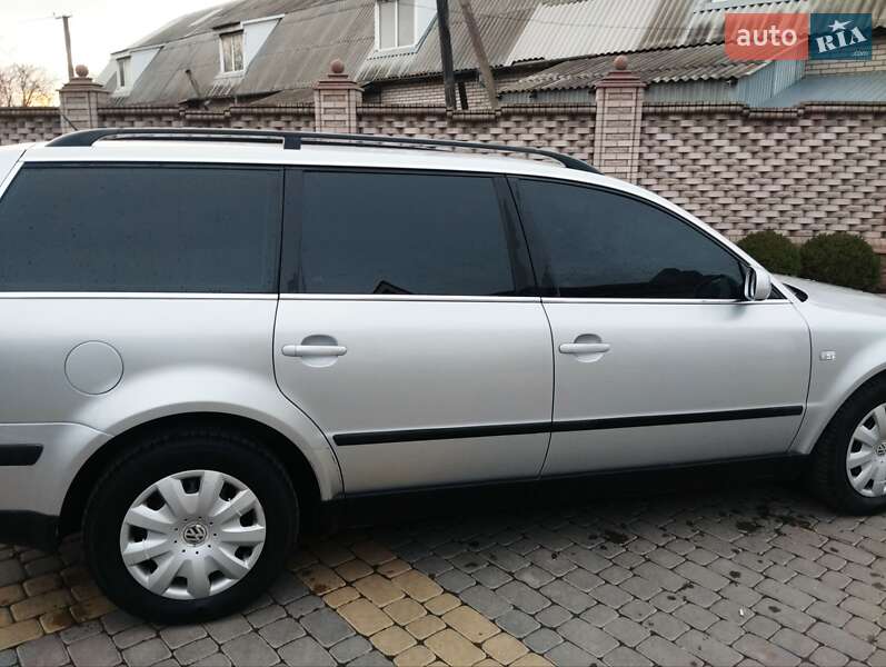 Універсал Volkswagen Passat 2002 в Тульчині