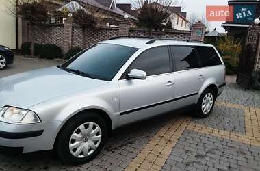 Універсал Volkswagen Passat 2002 в Тульчині