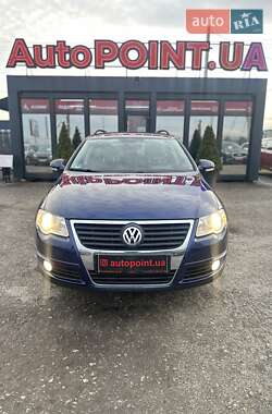 Універсал Volkswagen Passat 2009 в Білогородці