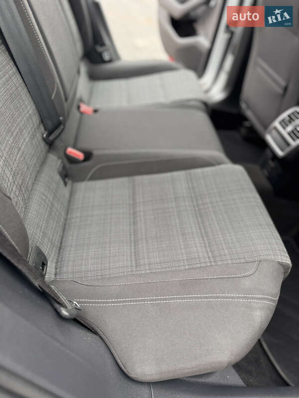 Универсал Volkswagen Passat 2021 в Трускавце фото 85 Универсал Volkswagen Passat 2021 в Трускавце