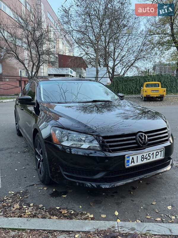 Седан Volkswagen Passat 2013 в Одессе