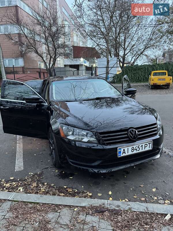 Седан Volkswagen Passat 2013 в Одессе