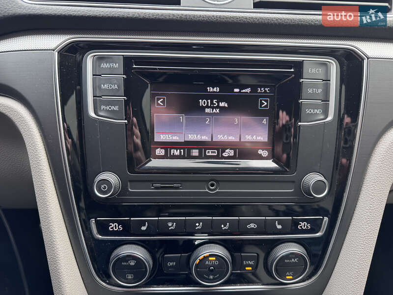 Седан Volkswagen Passat 2016 в Киеве фото 11 Седан Volkswagen Passat 2016 в Киеве