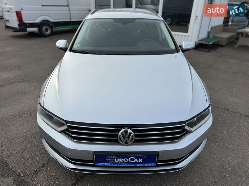 Универсал Volkswagen Passat 2018 в Киеве