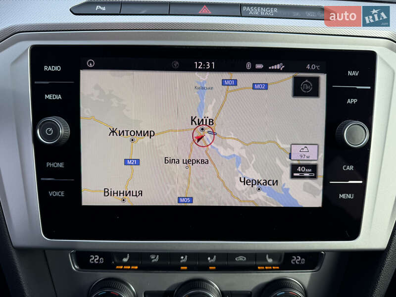 Универсал Volkswagen Passat 2018 в Киеве