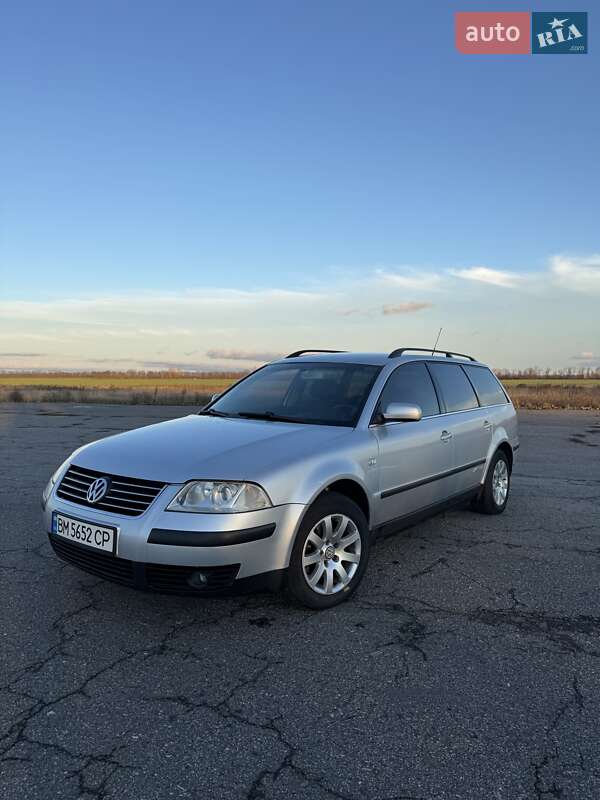Универсал Volkswagen Passat 2002 в Котельве