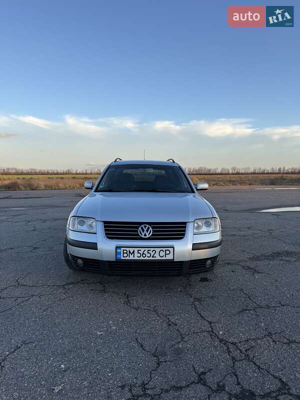 Универсал Volkswagen Passat 2002 в Котельве