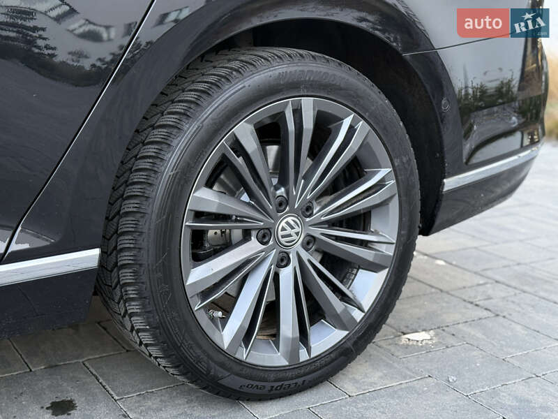 Универсал Volkswagen Passat 2020 в Луцке