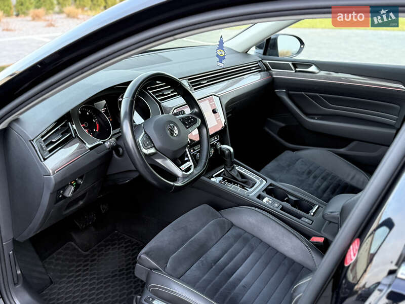Универсал Volkswagen Passat 2020 в Луцке