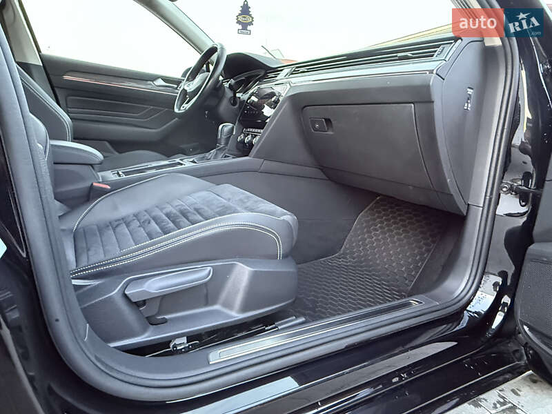 Универсал Volkswagen Passat 2020 в Луцке