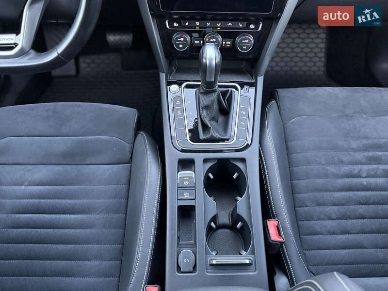 Универсал Volkswagen Passat 2020 в Луцке