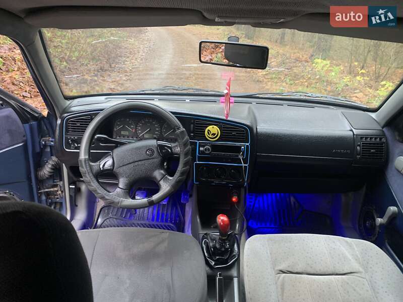 Седан Volkswagen Passat 1996 в Кременце фото 7 Седан Volkswagen Passat 1996 в Кременце