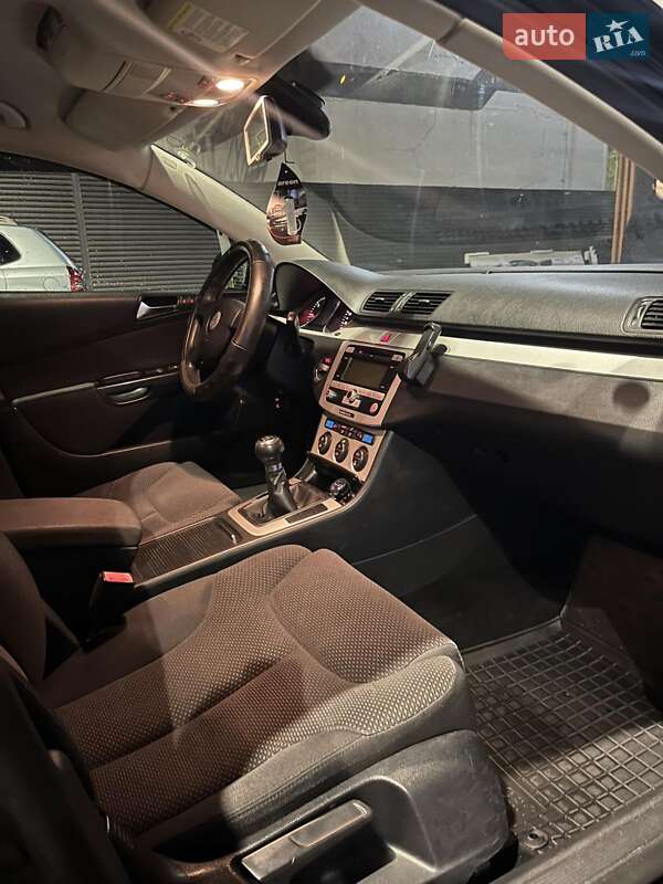 Универсал Volkswagen Passat 2009 в Черкассах фото 6 Универсал Volkswagen Passat 2009 в Черкассах