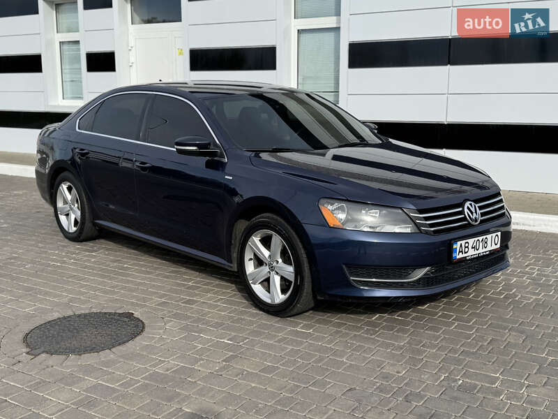 Седан Volkswagen Passat 2013 в Николаеве